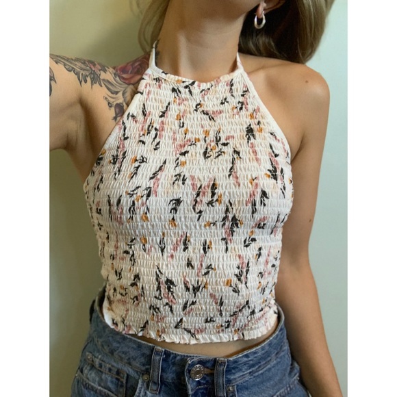 Small, Garage, white and pink floral crop tank